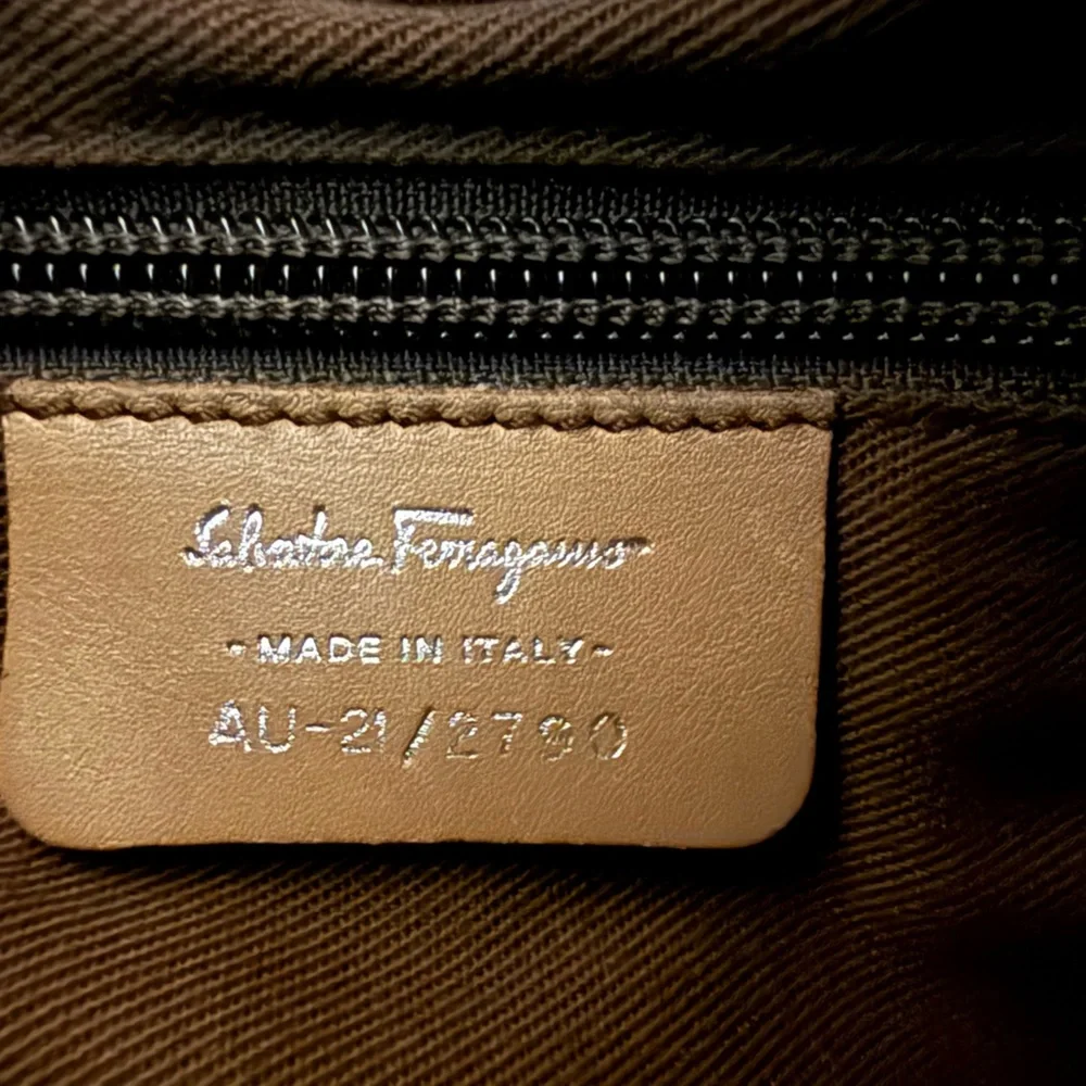 Salvatore Ferragamo Shoulder Bag  Hobo Top Handle Made in Italy